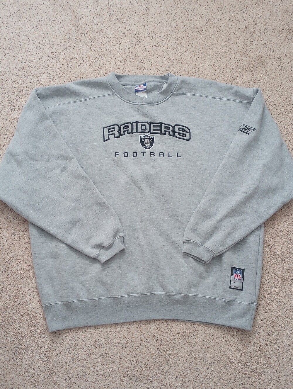 NFL Team Apparel Raiders Football Crewneck Gray 2XL